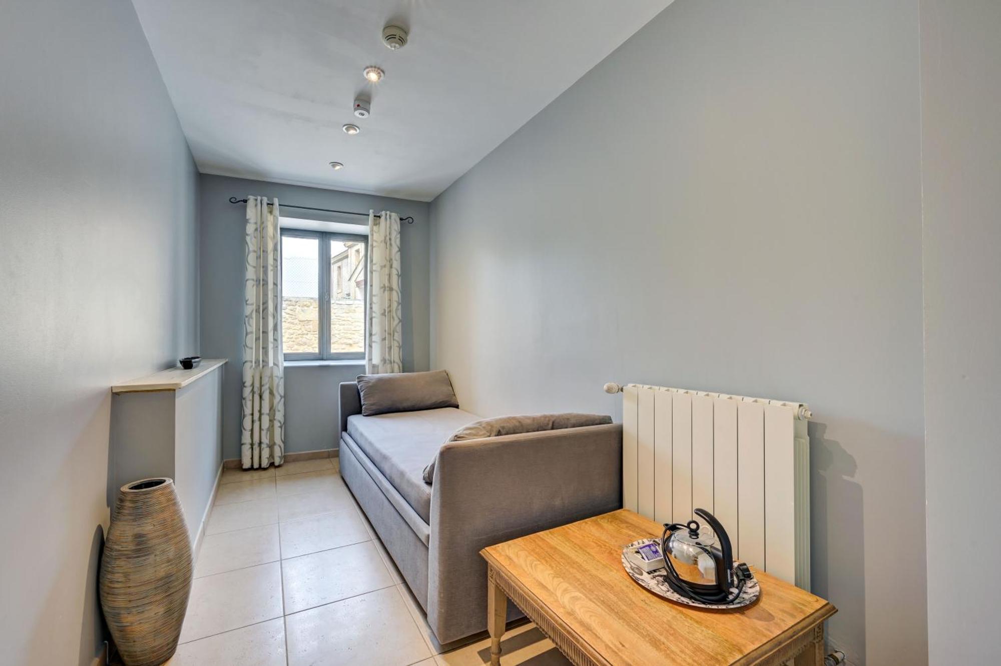 La Belle Vie Hotell Saint-Hilaire-dʼOzilhan Eksteriør bilde